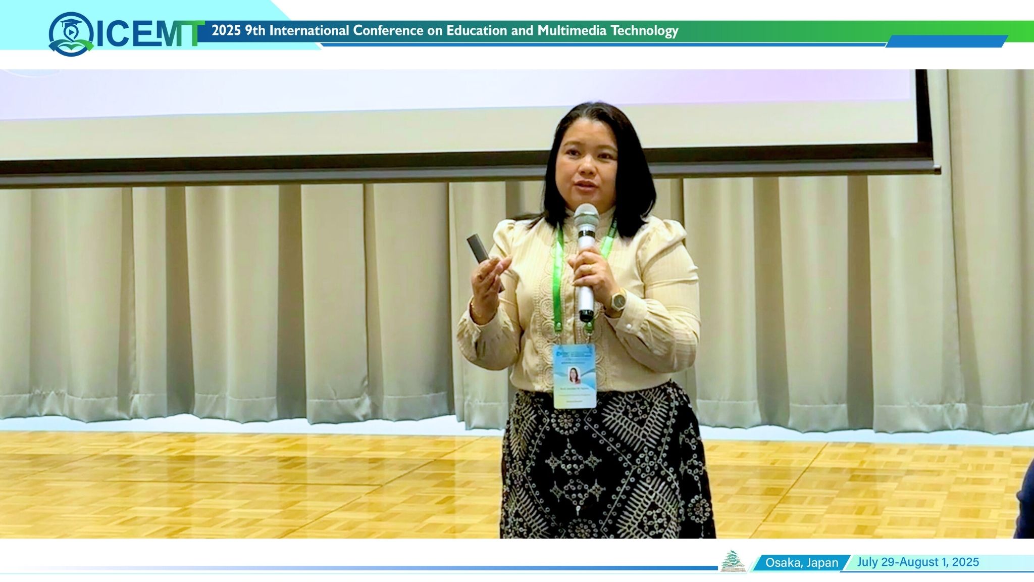 Panel Speaker 7